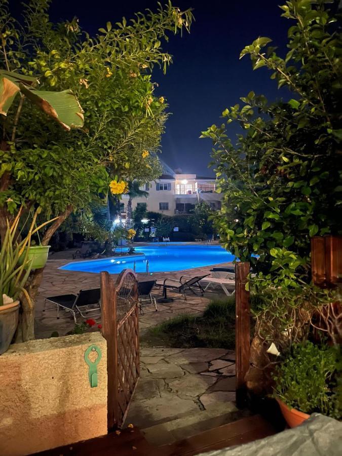 Rachel Suite By The Pool Пафос Экстерьер фото